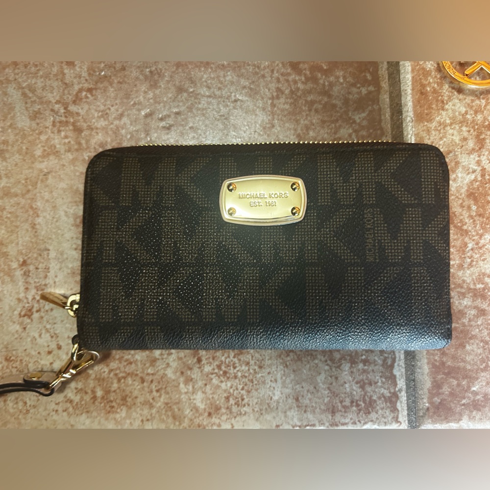 Michael Kors Avril Small TZ Satchel Bag and Wallet - Picture 7 of 8